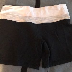 Lululemon spandex shorts